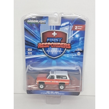 Greenlight 1:64 GMC Jimmy 1987 FDNY The Official Fire Department City of New York
